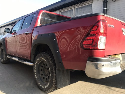 Toyota hilux wheels - 17”,