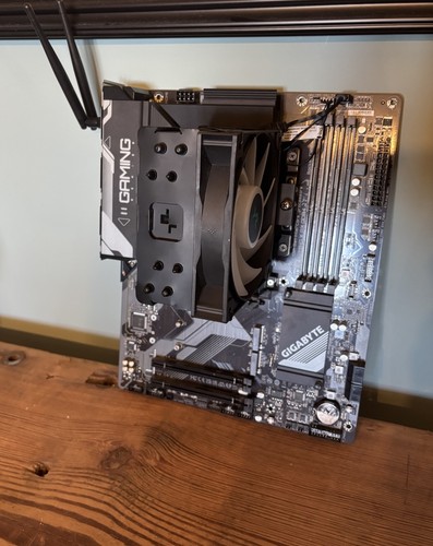 Gigabyte b760 gaming ddr4 - x,