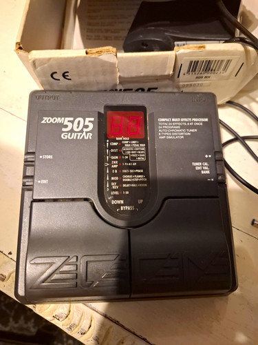 Zoom 505 guitar digital - 505,