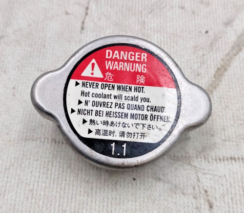 Radiator cap bmw 650 cs - radiator,