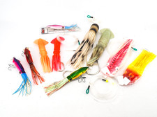 LARGE COLLECTION OF SEA