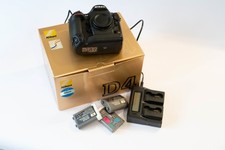 Nikon D4 16.2MP Digital SLR