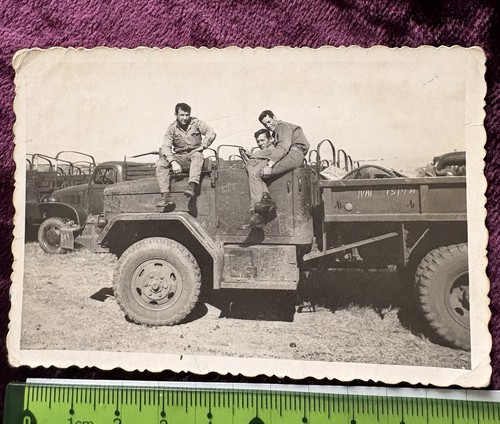 Vintage photo soldiers - vintage, on