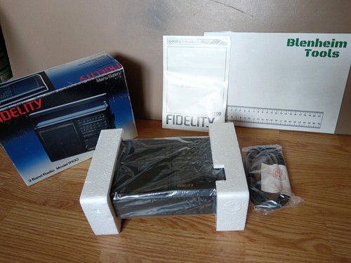 Fidelity radio r100 new - -,
