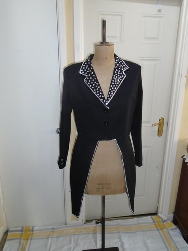 Ladies black tailcoat - , cabaret