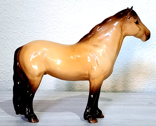 Beswick dunn highland - beswick, pony