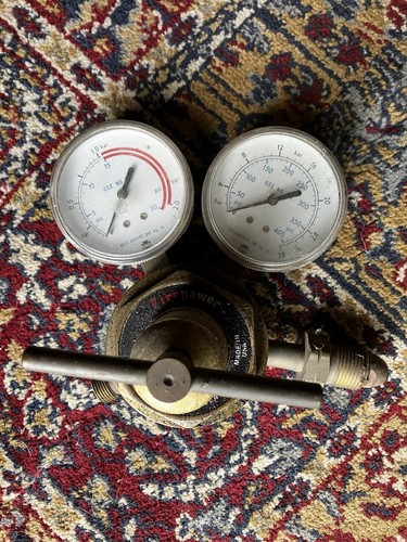 Fuel gas regulator dual - regulator,