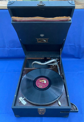 Hmv model 101 - model, portable