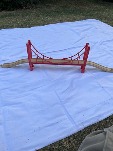 Wooden train track suspension - wooden,