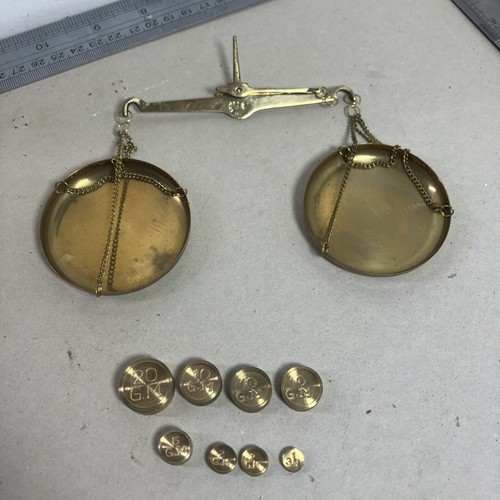 Hanging scales weights - scales&weights,