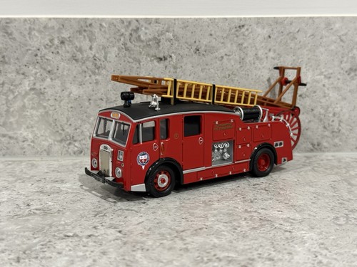 Corgi dennis f12 fire engine - corgi,