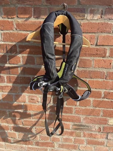 Spin lock life jacket 150n - lock,