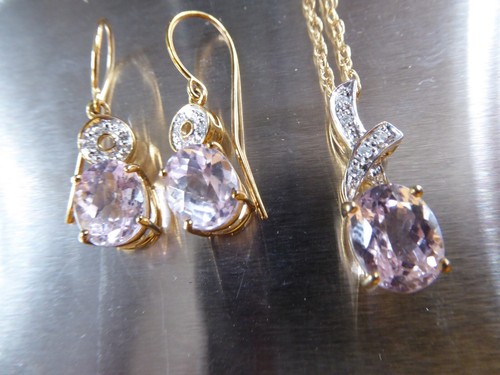 9ct gold jewellery set - gold,