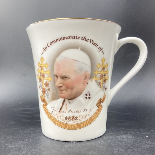 Vintage 1982 pope john paul - vintage,