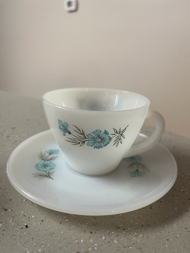 Vtg fire king oven ware - vtg, bonnie