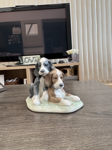 Nao lladro puppy sleeping - puppy,