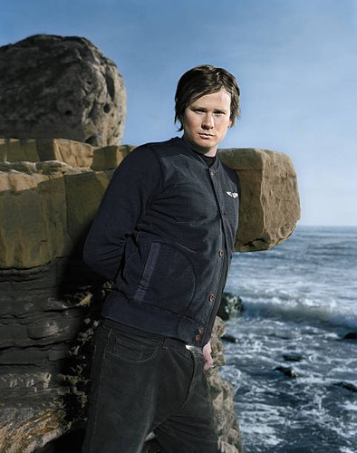 Tom delonge blender june - tom,
