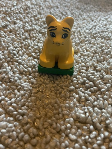 Lego duplo baby tiger cub - tiger,