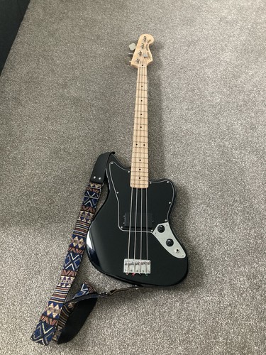 Fender squire jaguar - squire,