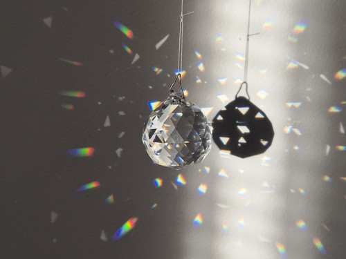 Cut glass faceted ball - cut, prism