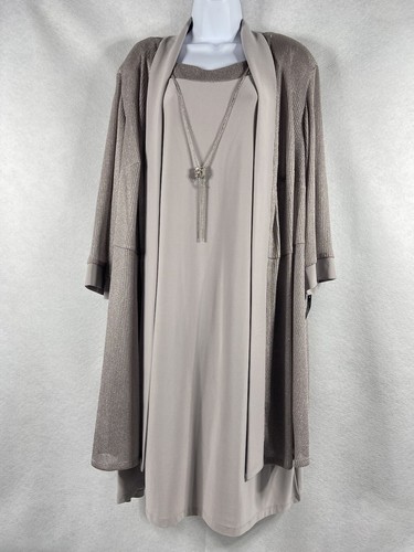 Richards 2pc dress suit - r&m,