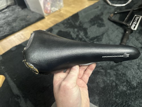 Mongoose bmx seat mid school - bmx,