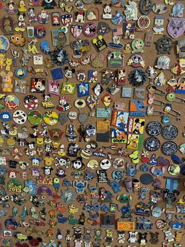Disney trading pins - disney, 25+