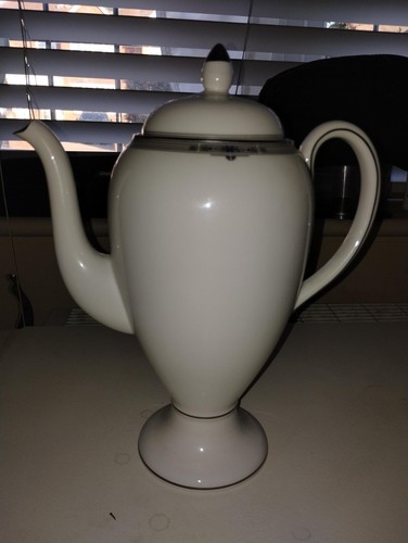 Wedgwood amherst coffee pot - wedgwood,