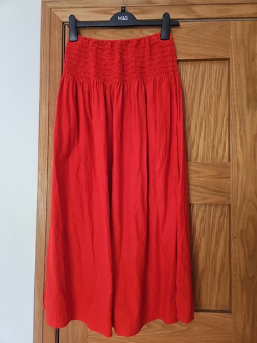 And tomato red gypsy skirt - m,