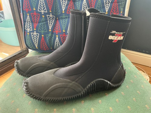Beaver ocean boots size 9 - beaver,