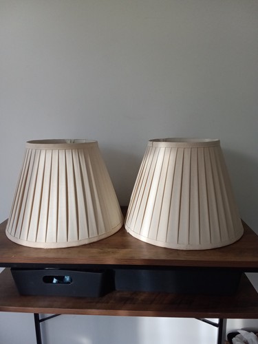 Pair cream pleated - cream, empire
