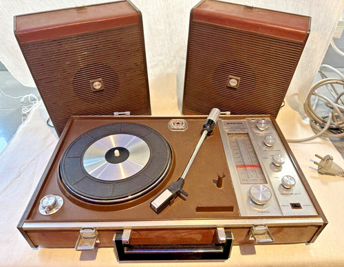 Vintage sanyo portable - sanyo, radio