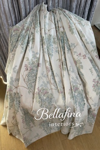 Laura ashley wisteria - laura,