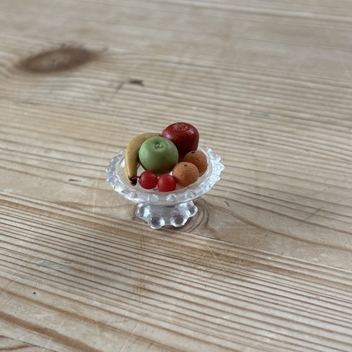 Dollhouse miniature scale - 1:12,