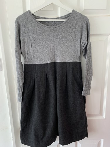 Cos grey and - black, sleeve