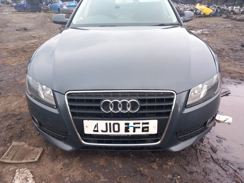 Audi saloon 2009 - saloon, grey
