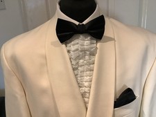 Mens white/Ivory Tuxedo/Dinner