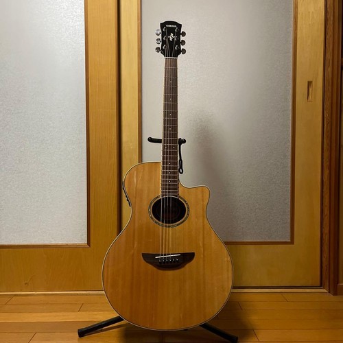 Yamaha electric acoustic