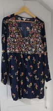 Stunning Floral Top Size 14
