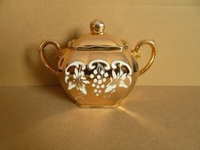 Sadler Gold Lustre Sugar Bowl with Lid READ DESCRIPTION