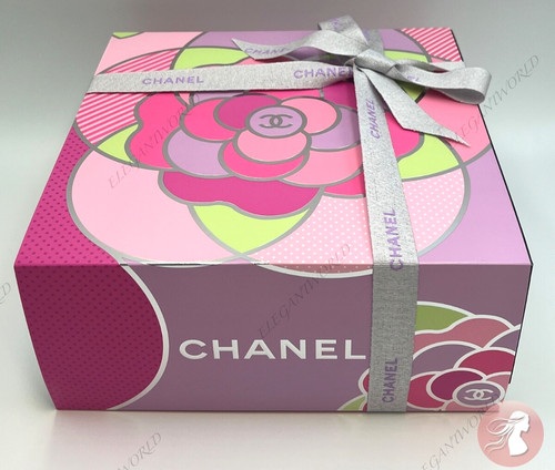 Authentic chanel square - square, empty