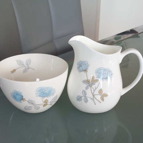 Wedgwood ice rose sugar - rose, bowl