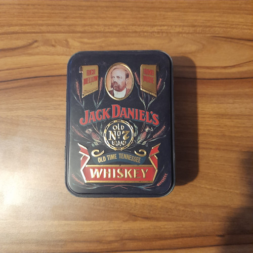 Jack daniel vintage tin - daniel’s,