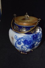 Rare William Moorcroft for James Macintyre Aurelian Biscuit Barrel 1897-1912