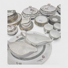 WEDGWOOD HUMMING BIRDS