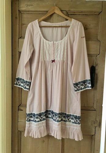 Odd molly pink - pink, embroidered