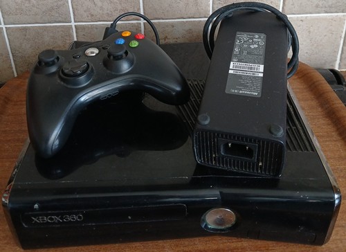 Xbox 360 black 250gb console - 360,