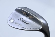 Titleist Vokey SM4 Pitching Wedge / 48 Degree / Stiff Flex Dynamic Gold Shaft