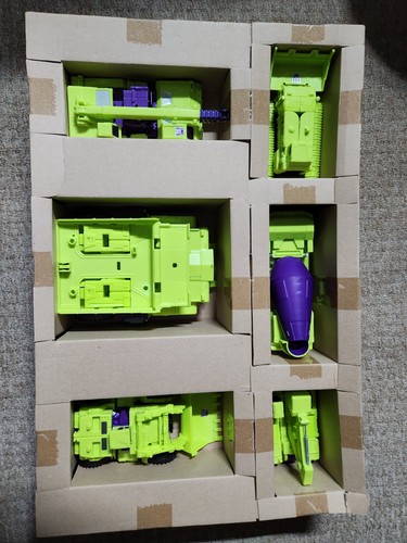 Transformers takara tomy unite - transformers,