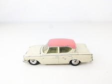 Corgi Toys 234 Ford Consul Classic 315 1961 1:43 Cream Pink